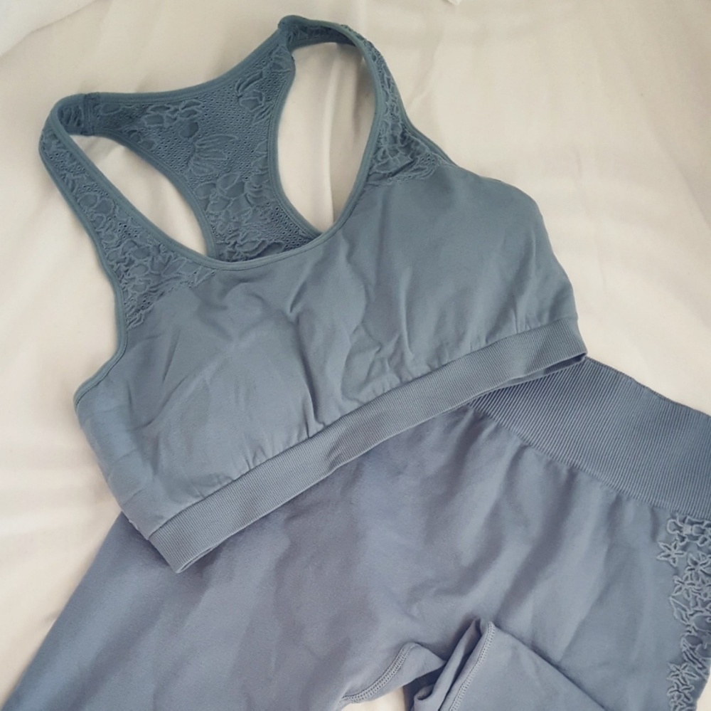 Seamless Legging and Bra Set